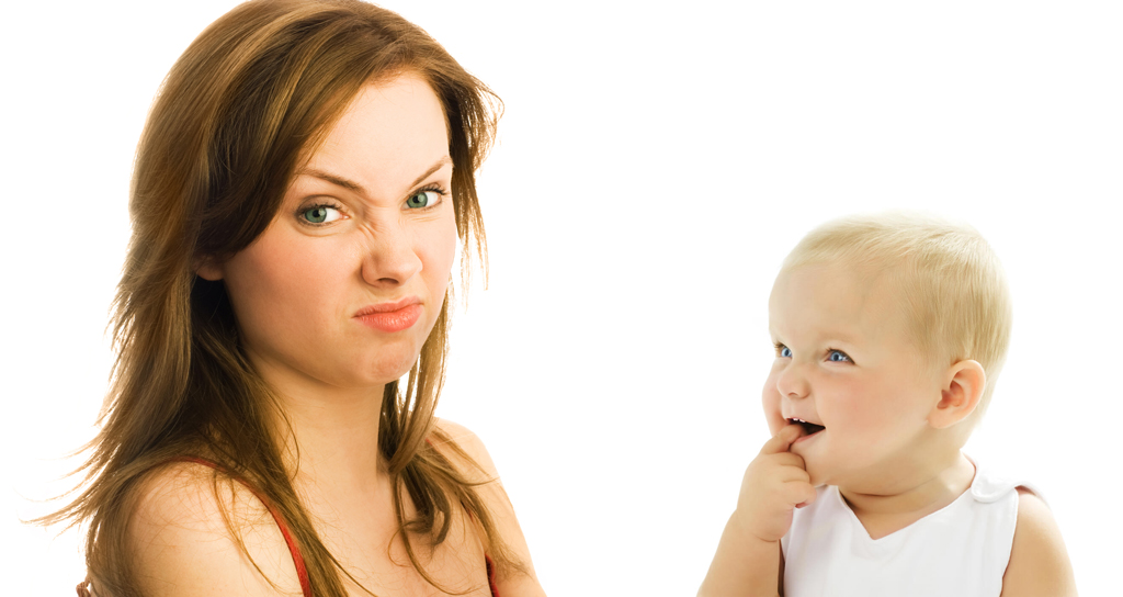 Почему у ребенка может пахнуть изо рта?