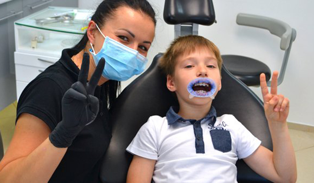 отбеливать зубы в детском возрасте
